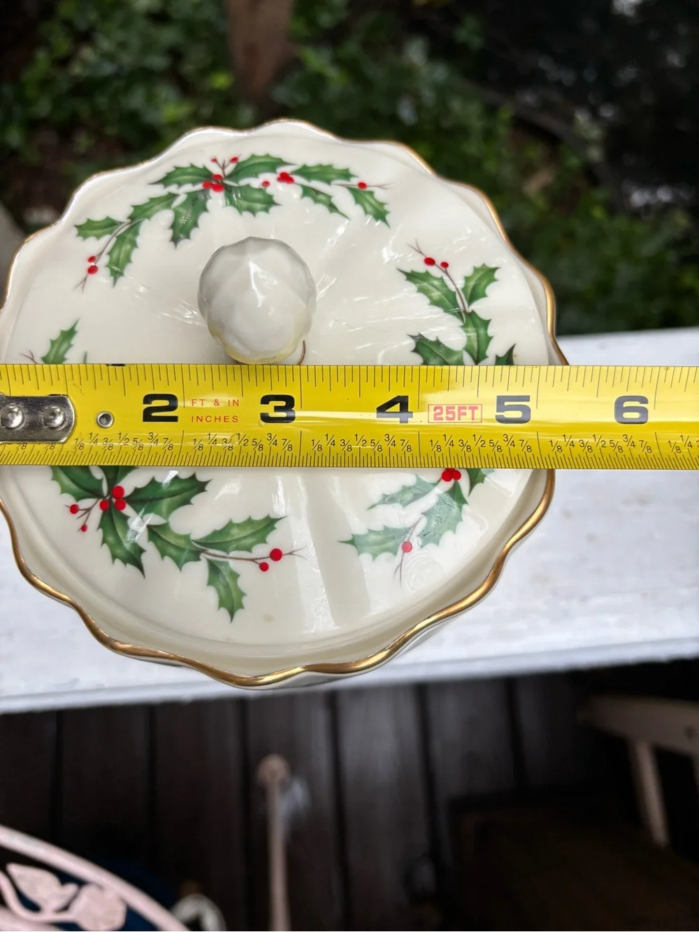 Lenox Holiday Biscuit Jar with Lid Ceramic in White, Green, Red with Gold Trim